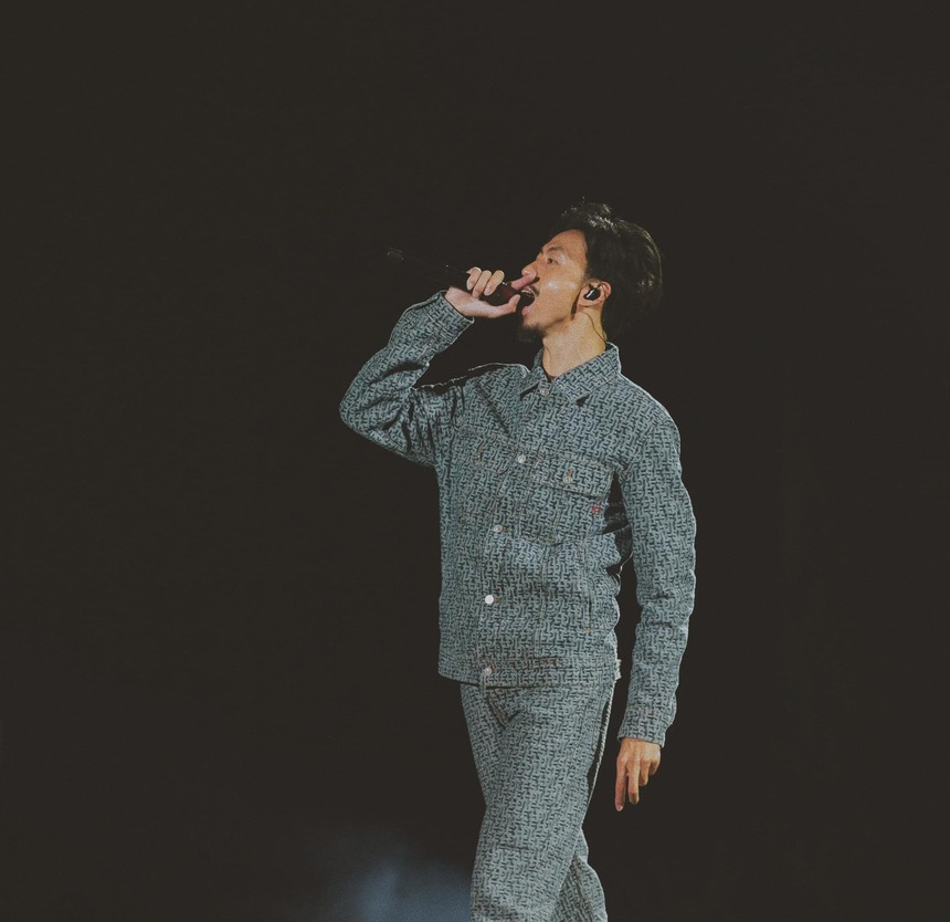 Đen Vâu báo tin show, fan nói như dặn dò dự tiệc cưới - Ảnh 2. Đen Vâu báo tin show, fan nói như dặn dò dự tiệc cưới - Ảnh 2.