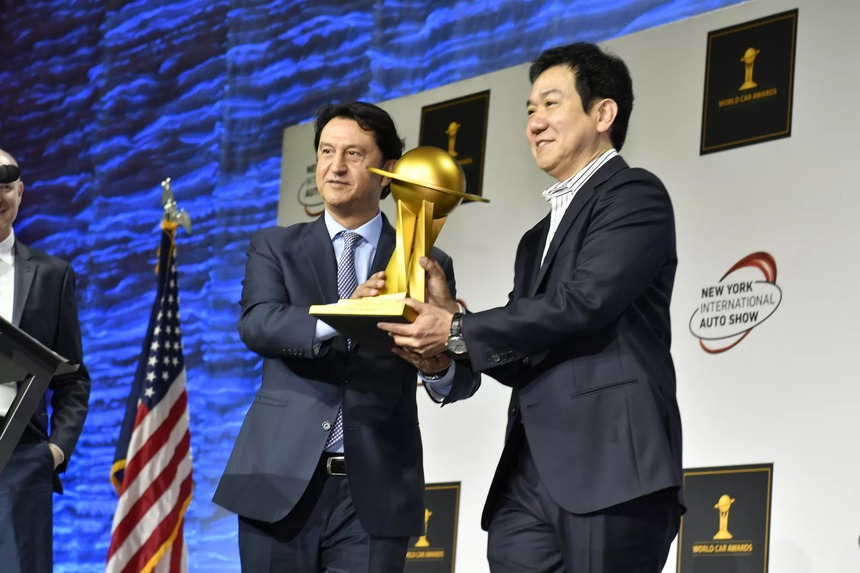 Người Hàn chinh phục giải Xe thế giới của năm 2023 - Ảnh 2. Người Hàn chinh phục giải Xe thế giới của năm 2023 - Ảnh 2.