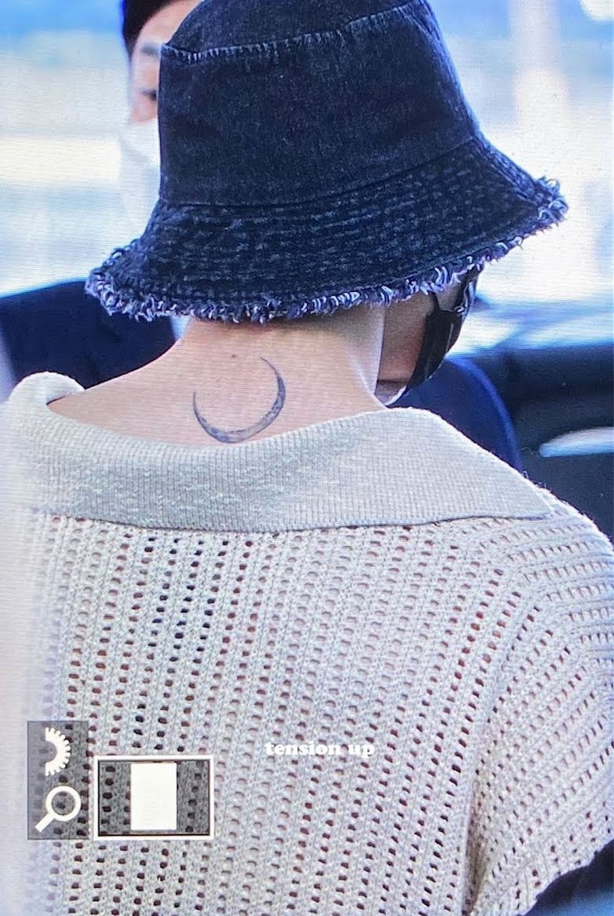 Jimin BTS cuối cùng cũng tiết lộ hình xăm chu kỳ mặt Trăng - Ảnh 3.