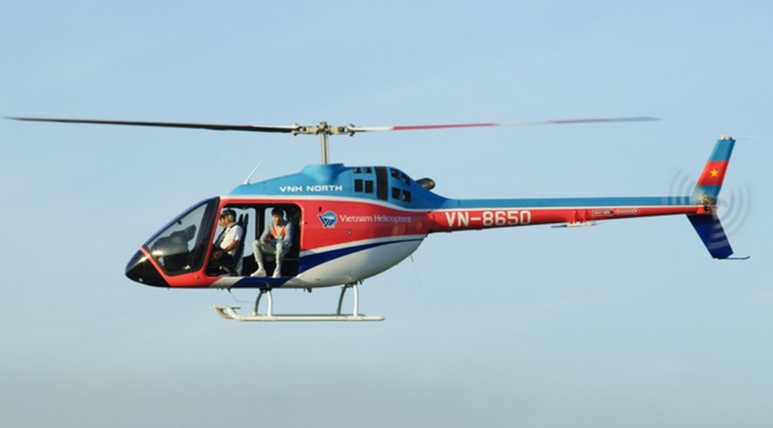 Máy bay trong 'Trời hôm nay nhiều mây cực' gặp nạn ở Hạ Long, Đen Vâu xóa MV được dân mạng khen ngợi - Ảnh 4.