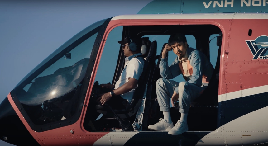 Máy bay trong 'Trời hôm nay nhiều mây cực' gặp nạn ở Hạ Long, Đen Vâu xóa MV được dân mạng khen ngợi - Ảnh 3.