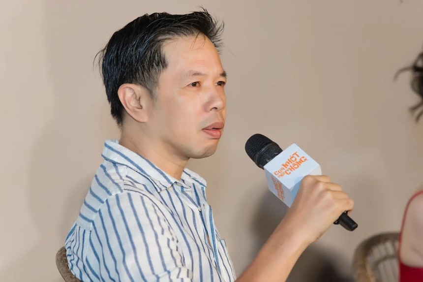 'Ông hoàng phòng vé' Thái Hòa lần hiếm hoi nói về vợ, thú nhận điều đặc biệt bà xã làm cho mình - Ảnh 4.