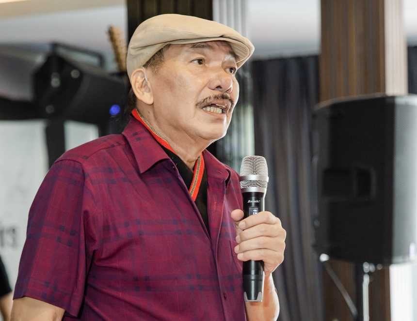 Trần Tiến: Suýt gục ngã khi chiếu tia xạ trị thứ 30, tự nhắc mình "đừng hèn, phải sống tiếp" - Ảnh 4.