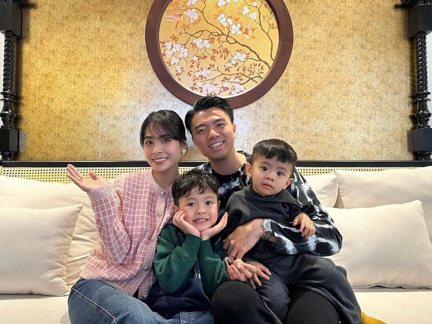 Ca nương Kiều Anh "thiết quân luật" việc sử dụng song ngữ của con khi ở nhà: Hiệu quả ra sao mà dân tình đồng loạt "thả tim"? - Ảnh 3.