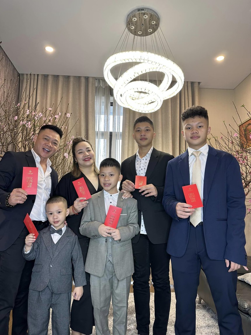 Đột nhập căn hộ của BTV đông con nhất VTV, hé lộ cách dạy con cực tinh tế khiến dân tình rần rần khen ngợi - Ảnh 8.