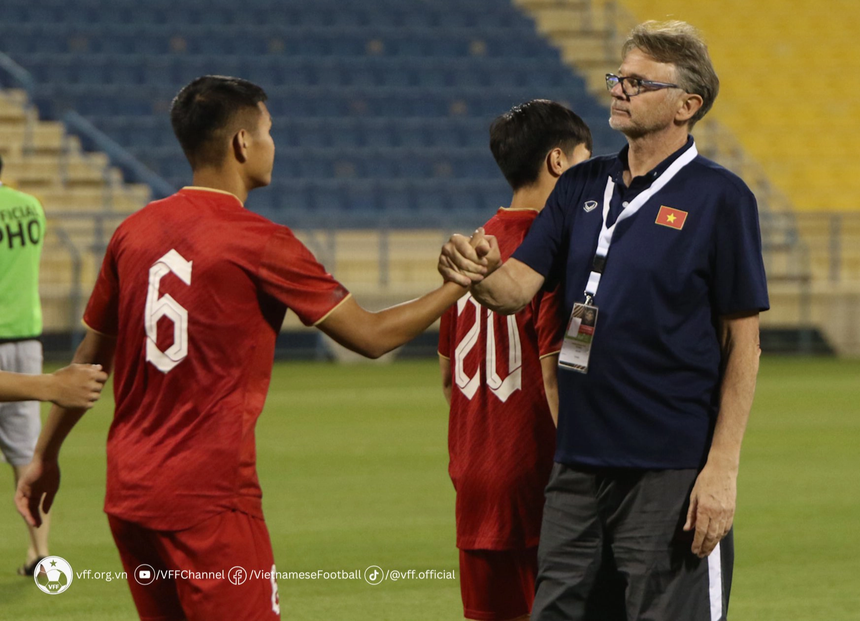 PV Thái Lan: “U22 Việt Nam tồn tại một vấn đề lớn, HLV Troussier chưa thể tìm ra ngay lời giải” - Ảnh 1. PV Thái Lan: “U22 Việt Nam tồn tại một vấn đề lớn, HLV Troussier chưa thể tìm ra ngay lời giải” - Ảnh 1.