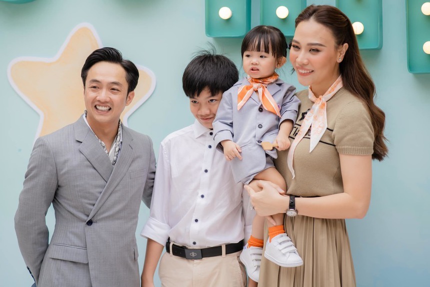 3 nhóc tì đình đám Vbiz chào đời năm 2023: Sinh ra đã ở vạch đích vì bố mẹ sở hữu tài sản khủng - Ảnh 3.