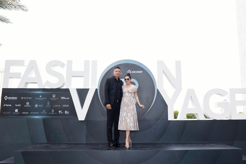 Sao Việt 'chặt chém' bằng váy áo cực căng: Phương Nhi bất ngờ hở bạo, Thanh Thủy mặc váy xuyên thấu chưa sốc bằng mỹ nhân lộ 'phụ tùng' - Ảnh 15.