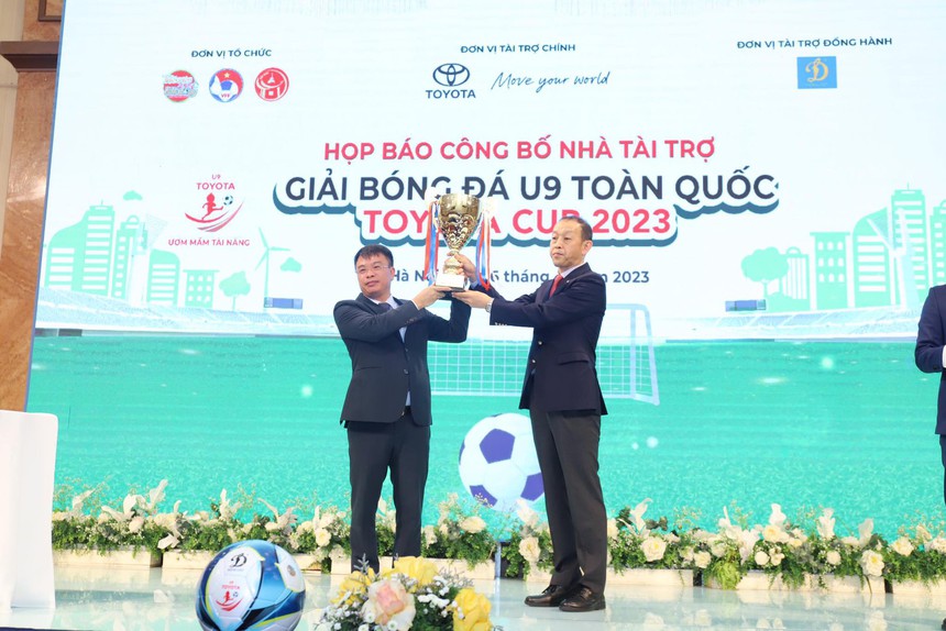 giải bóng đá U9 toàn quốc