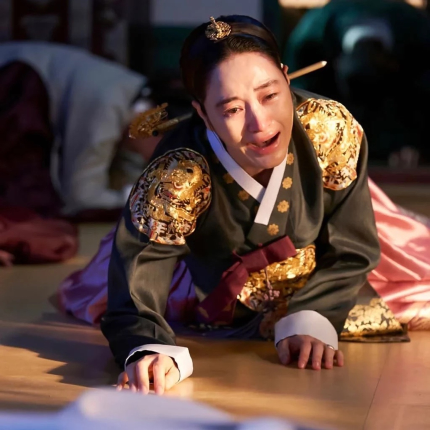 Cuộc chiến giành Nữ diễn viên chính xuất sắc nhất tại lễ trao giải Nghệ thuật Baeksang - Ảnh 4.