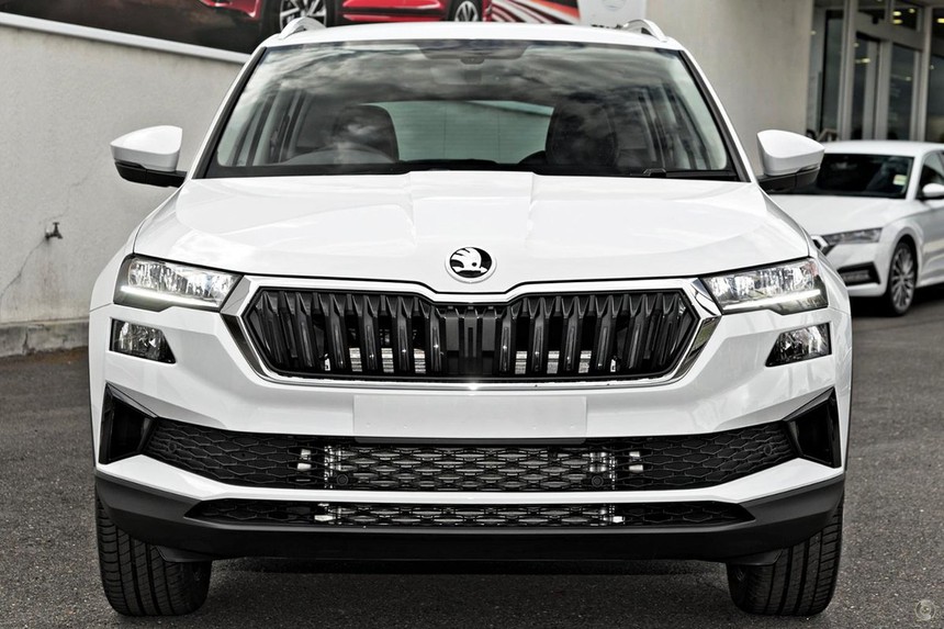 Skoda Karoq đầu tiên về Việt Nam: Ngang cỡ nhưng khó ngang giá Corolla Cross, có thể ra mắt ngay tháng này - Ảnh 6. Skoda Karoq đầu tiên về Việt Nam: Ngang cỡ nhưng khó ngang giá Corolla Cross, có thể ra mắt ngay tháng này - Ảnh 6.
