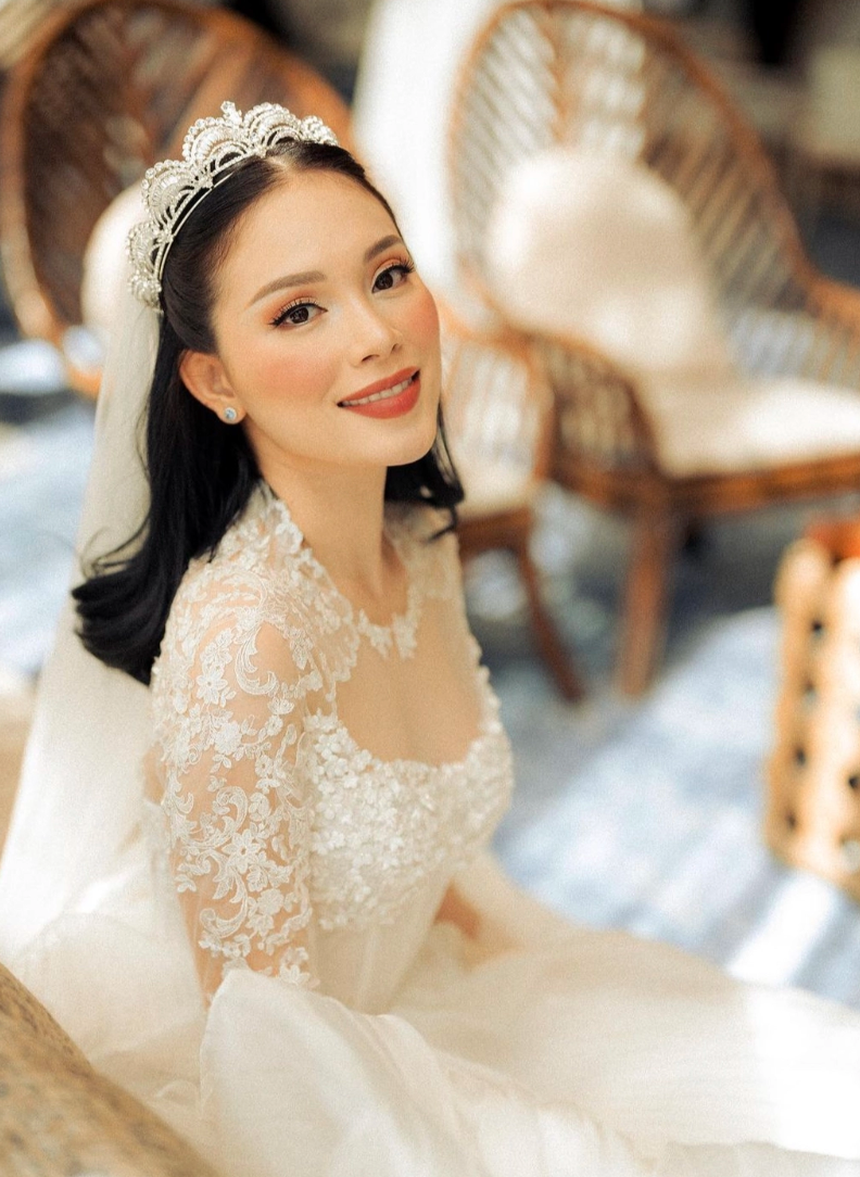 Linh Rin lộ vòng 2 lùm lùm, vướng nghi vấn mang thai sau khi kết hôn với Phillip Nguyễn? - Ảnh 3.