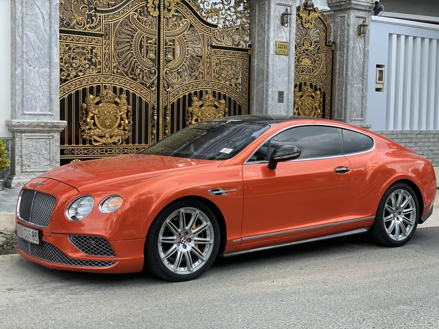 Bentley Continental GT 19 năm tuổi rao bán gần 3 tỷ, người bán trấn an 'đã đi xe xịn thì đừng lo tốn xăng' - Ảnh 2. Bentley Continental GT 19 năm tuổi rao bán gần 3 tỷ, người bán trấn an 'đã đi xe xịn thì đừng lo tốn xăng' - Ảnh 2.
