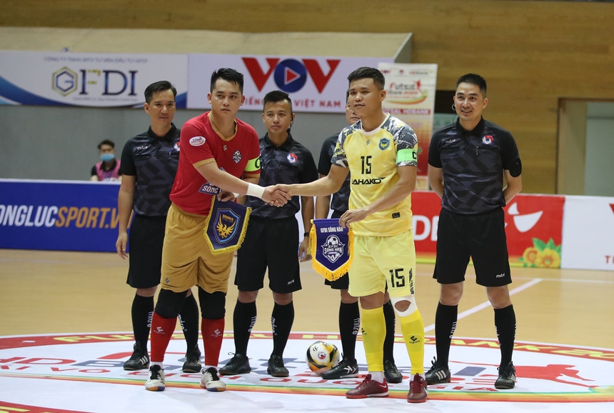 Ghi bàn và ăn mừng như Ronaldo, tân binh gây "địa chấn" ở giải futsal VĐQG - Ảnh 2.