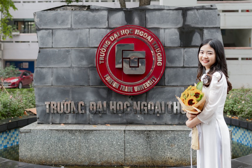 Thủ khoa - Ảnh 3.