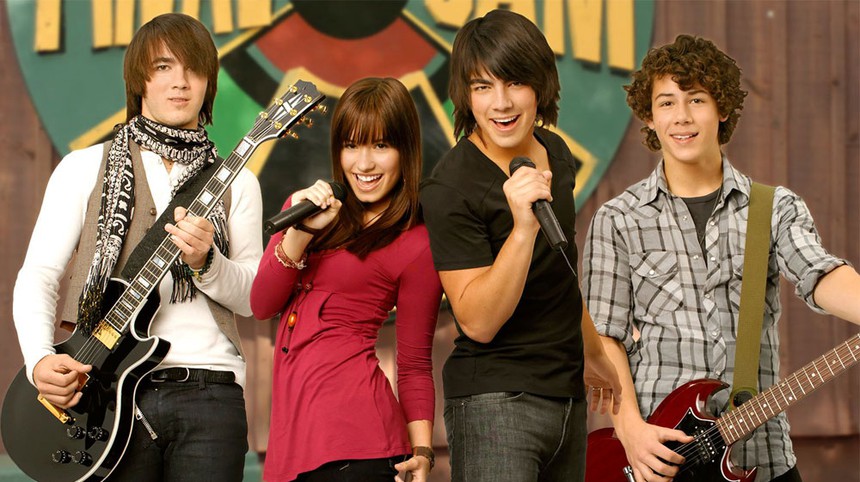 Một công chúa Disney tố từng bị bạn diễn xâm hại, hãng phim lập tức xoá sạch hình ảnh không muốn dính líu? - Ảnh 6.