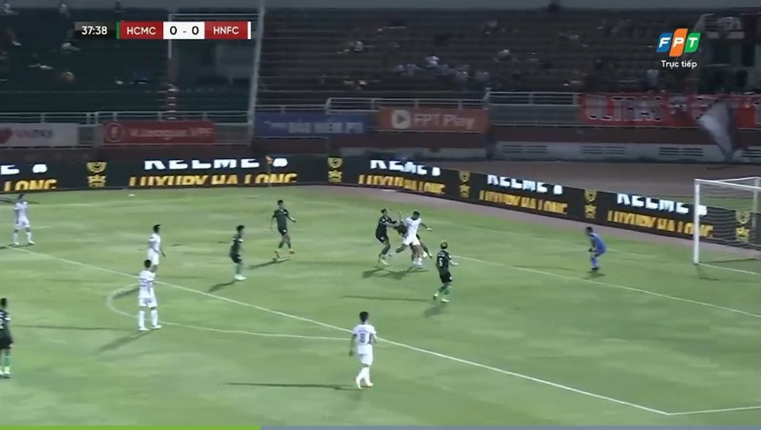 Hạ TP.HCM, Hà Nội vươn lên chiếm ngôi đầu bảng V-League 2023 - Ảnh 1. Hạ TP.HCM, Hà Nội vươn lên chiếm ngôi đầu bảng V-League 2023 - Ảnh 1.