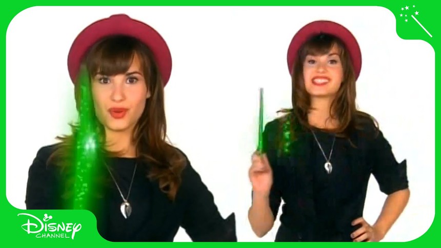 Một công chúa Disney tố từng bị bạn diễn xâm hại, hãng phim lập tức xoá sạch hình ảnh không muốn dính líu? - Ảnh 3.