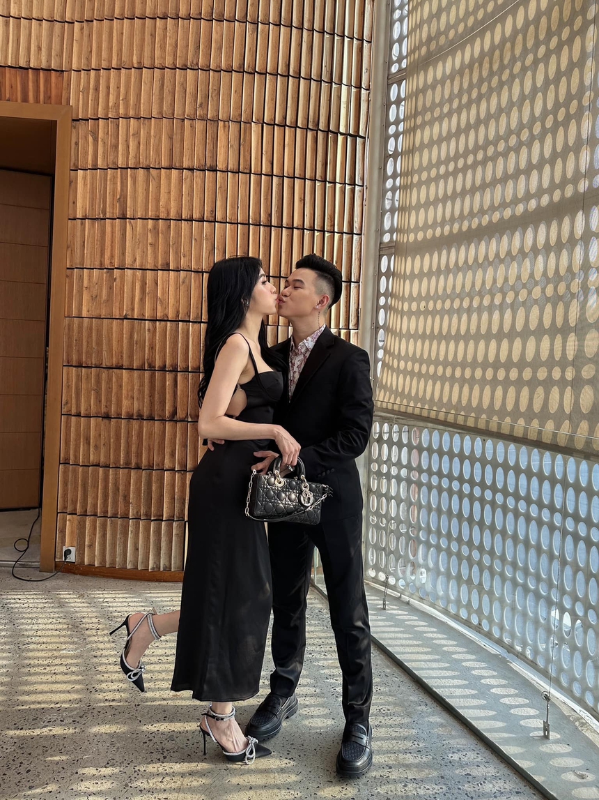 Bạn gái Zeros lộ nhan sắc 'kém' thần thái trên thảm đỏ, khác xa hình tự đăng - Ảnh 2.