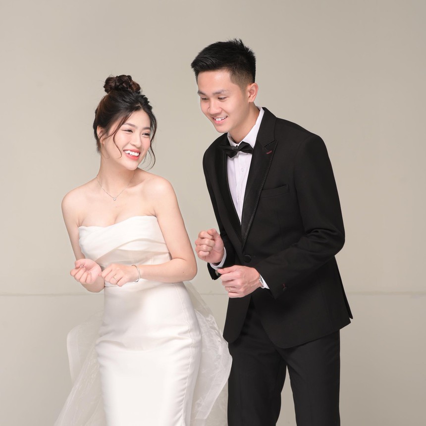 Tiền đạo 1m82 đóng vai người yêu của Bùi Tiến Dũng năm nào giờ đã chuẩn bị kết hôn - Ảnh 3.