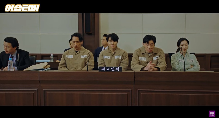 ‘Ẩn danh 2’ tập 14: Kim Do Gi hạ gục Black Sun, cuốc xe cuối của Taxi Cầu vồng lộ diện - Ảnh 9. ‘Ẩn danh 2’ tập 14: Kim Do Gi hạ gục Black Sun, cuốc xe cuối của Taxi Cầu vồng lộ diện - Ảnh 9.