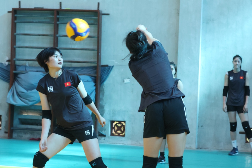 Hướng đến SEA Games 32: Bóng chuyền Việt Nam nỗ lực để bảo vệ 2 tấm HCB - Ảnh 1.