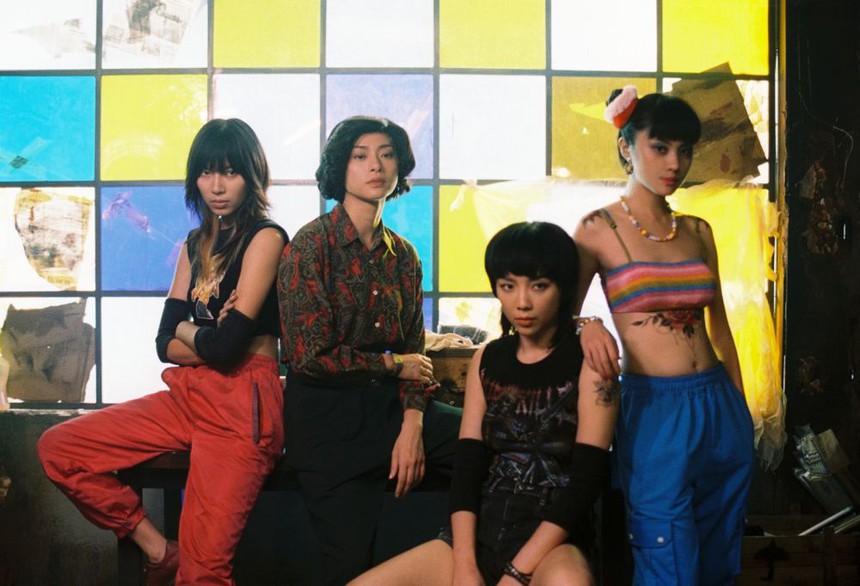 Phim Hàn top 1 toàn cầu bị chê 'nát nước' vì đánh đấm quá buồn ngủ, nữ chính 50 tuổi thua xa Ngô Thanh Vân? - Ảnh 10.