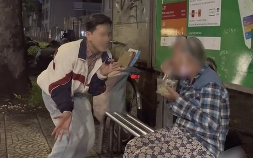 Những lần CĐM rúng động vì nội dung độc hại trên TikTok, không thiếu ‘phốt’ từ các TikToker nổi tiếng - Ảnh 1. Những lần CĐM rúng động vì nội dung độc hại trên TikTok, không thiếu ‘phốt’ từ các TikToker nổi tiếng - Ảnh 1.