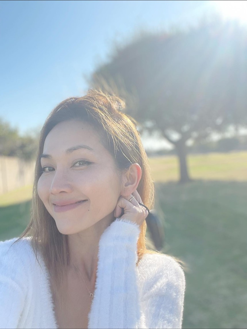 Sao nữ Vbiz ly dị sau 2 tháng đám cưới vì bị phản bội, 10 năm sau để lộ mối quan hệ gây bất ngờ với người cũ  - Ảnh 3.