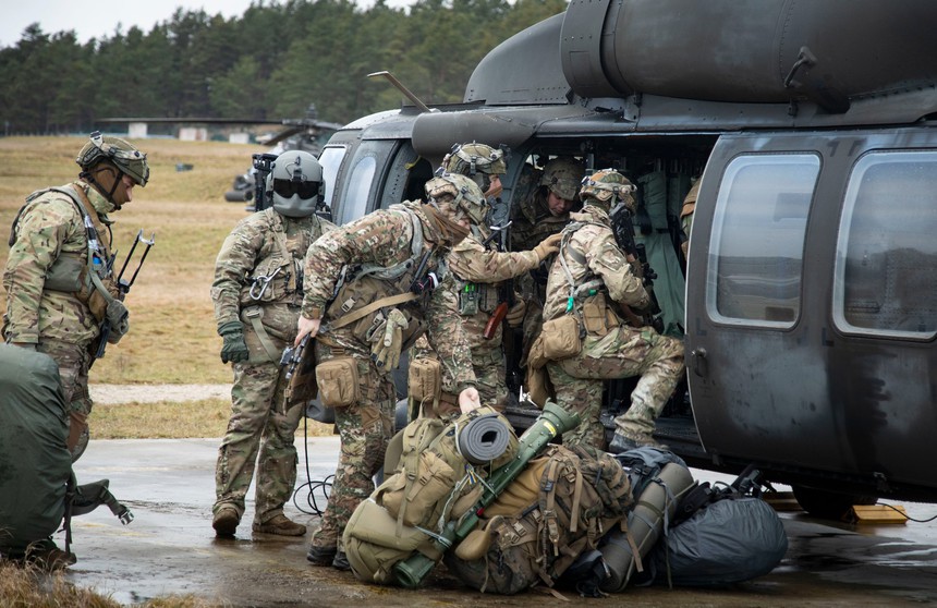 Bạn từng thấy quảng cáo về các trang thiết bị chiến thuật, vậy chúng là gì và thế nào mới đúng chuẩn "chiến thuật"? - Ảnh 5. Bạn từng thấy quảng cáo về các trang thiết bị chiến thuật, vậy chúng là gì và thế nào mới đúng chuẩn "chiến thuật"? - Ảnh 5.