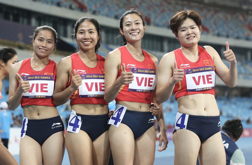 'Nữ hoàng tốc độ' Tú Chinh tái xuất sau chấn thương giúp điền kinh Việt Nam 'hái' huy chương - Ảnh 1.