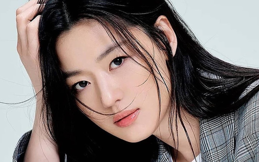 Jun Ji Hyun tậu chung cư chục tỷ, gây choáng với hành động này - Ảnh 3.