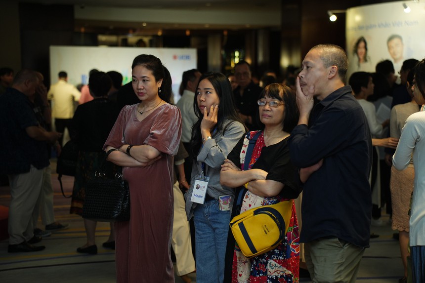 Ngỡ ngàng trước những bức tranh nghệ thuật: Vòng đời của chiếc xe đẹp đến lạ thường, nghề gia truyền cũng trở nên độc đáo - Ảnh 2.