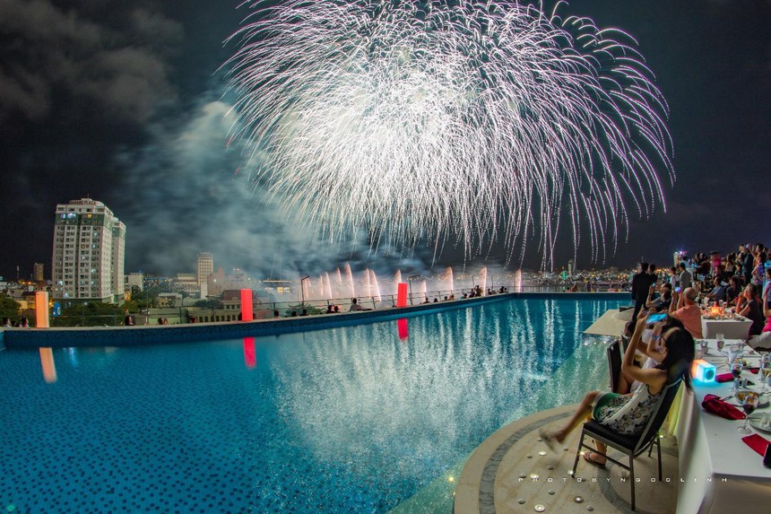 Bí kíp "săn khoảnh khắc" ở Đà Nẵng mùa Lễ hội Pháo hoa Quốc tế - Ảnh 1.