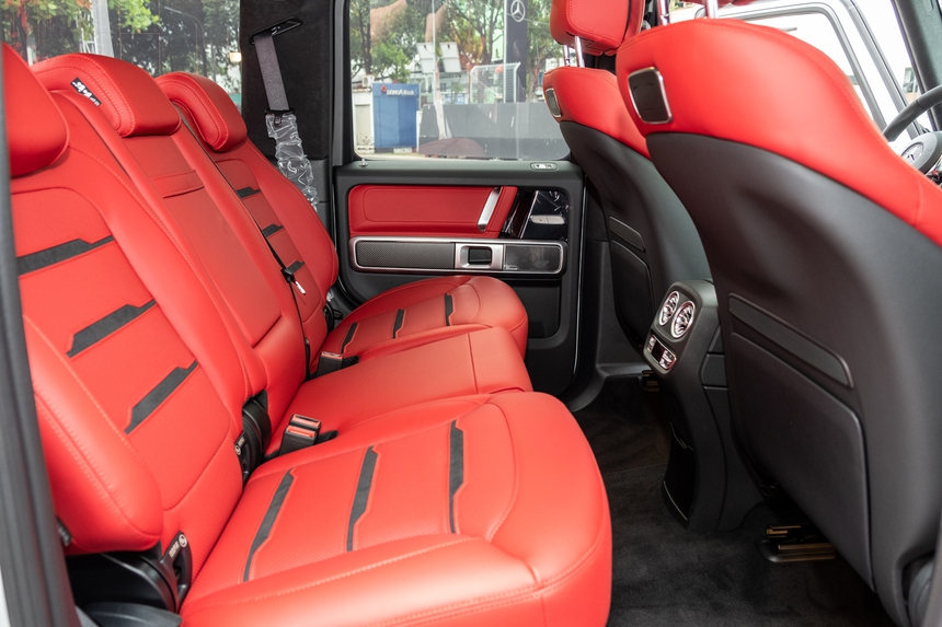 Tôi ngồi thử Mercedes-AMG G 63 Edition 55: Xe nhà giàu đúng nghĩa, thêm vài tiết trang trí nhưng giá chênh hơn 1 tỷ đồng - Ảnh 9.