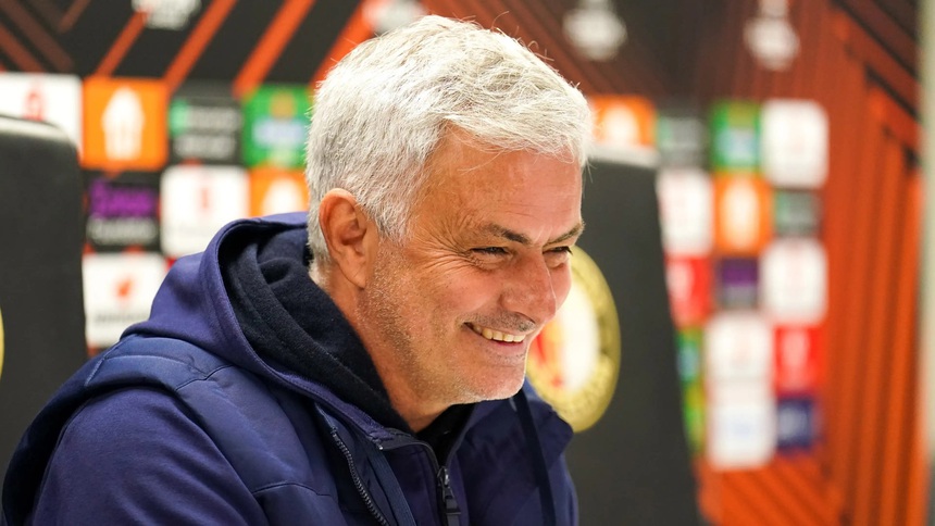 Europa League - Lượt đi vòng bán kết, 02h00 ngày 12/05, sân Olympico, Roma-Leverkusen (trực tiếp FPT Play): Jose Mourinho - Giữa muôn trùng áp lực - Ảnh 1.
