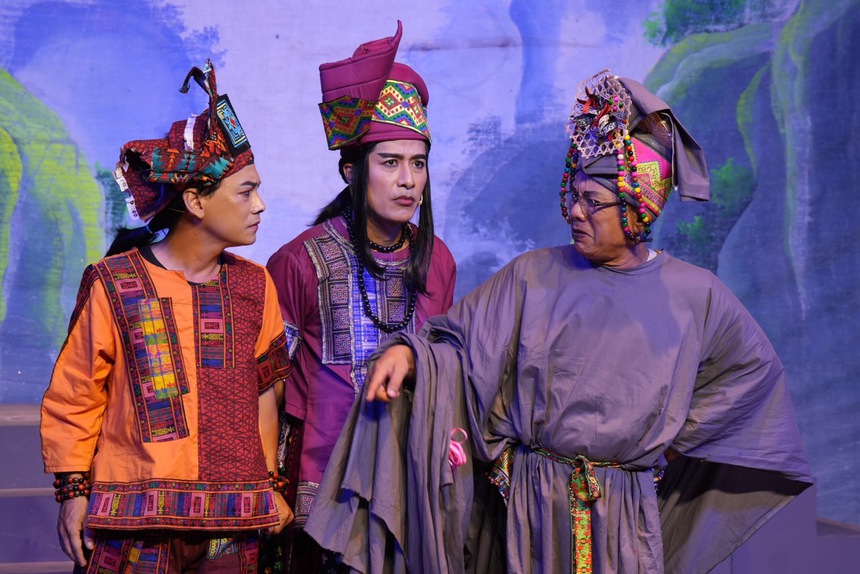 Cười rồi suy ngẫm cùng 'Bí mật giếng làng Khủm' - Ảnh 3.