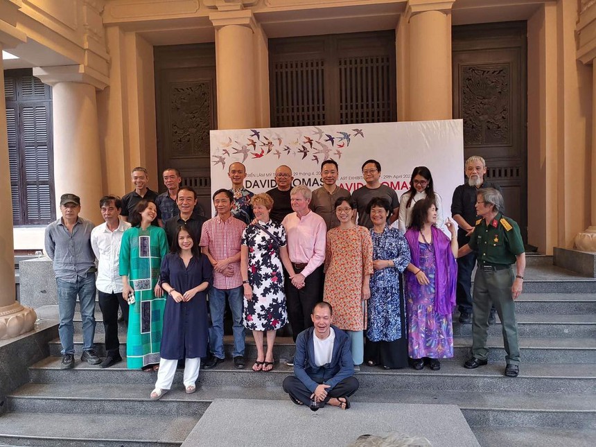 Họa sĩ David Thomas: 'Tôi thích được gọi là sứ giả hòa bình bằng nghệ thuật' - Ảnh 5.