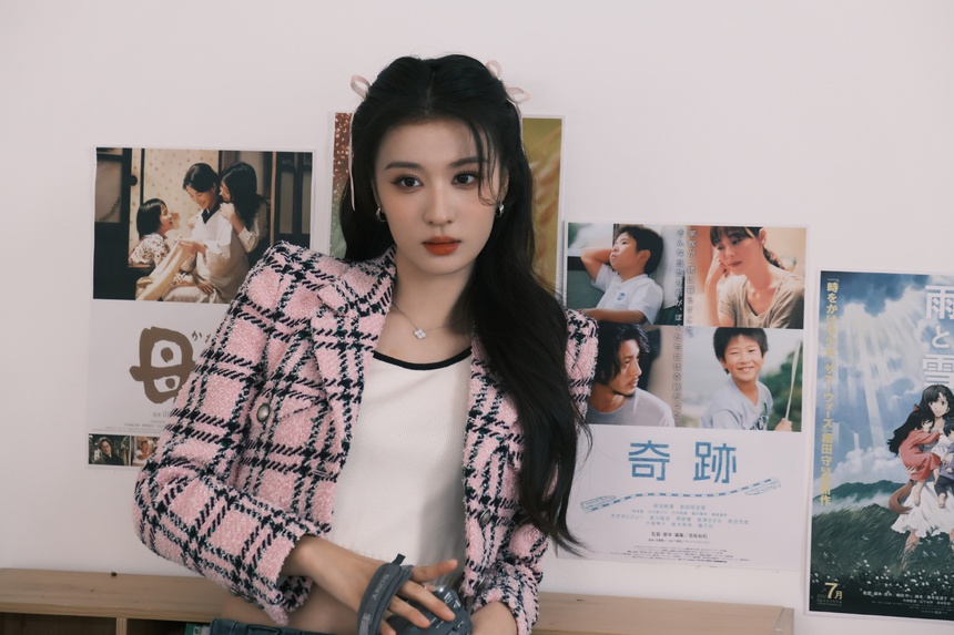 Mỹ nhân mới nổi Vương Sở Nhiên: ‘Tiểu Lưu Diệc Phi’ bị bóc hẹn hò với nam thần C-biz - Ảnh 3. Mỹ nhân mới nổi Vương Sở Nhiên: ‘Tiểu Lưu Diệc Phi’ bị bóc hẹn hò với nam thần C-biz - Ảnh 3.