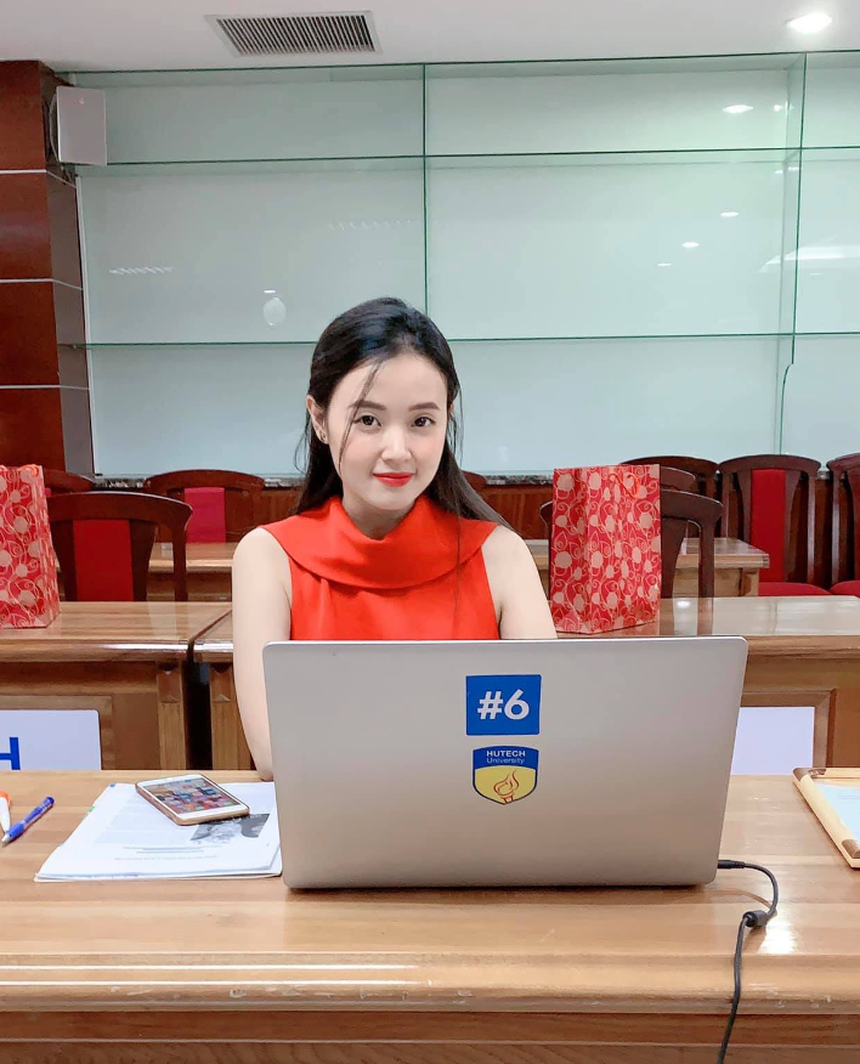 Nữ 'đại gia ngầm' của Vbiz: Sở hữu tài sản 'khủng' ở tuổi 34, gây choáng khi 1 lúc mua 3 căn nhà sau khi chia tay - Ảnh 2. Nữ 'đại gia ngầm' của Vbiz: Sở hữu tài sản 'khủng' ở tuổi 34, gây choáng khi 1 lúc mua 3 căn nhà sau khi chia tay - Ảnh 2.