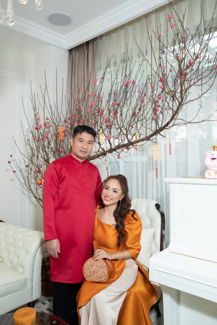 Sao Việt thừa nhận mất trắng hậu ly hôn: Yêu người mới sau 10 ngày quen biết, được tặng biệt thự khủng  - Ảnh 4.