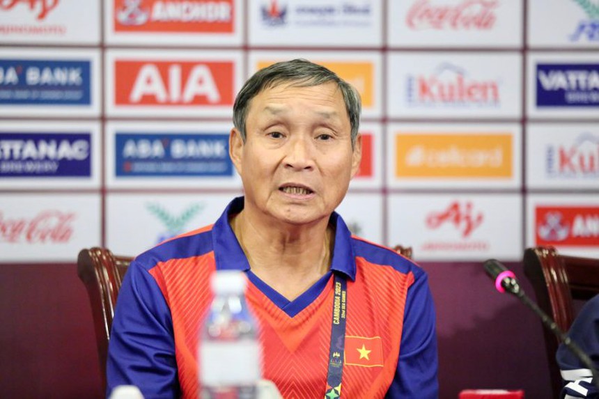 Bóng đá SEA Games ngày 11/5: Huỳnh Như quyết đánh bại nữ Campuchia - Ảnh 2. Bóng đá SEA Games ngày 11/5: Huỳnh Như quyết đánh bại nữ Campuchia - Ảnh 2.