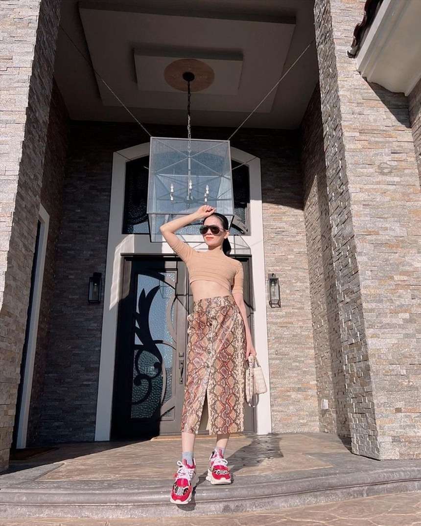 biệt thự trên đất mỹ - Ảnh 13.