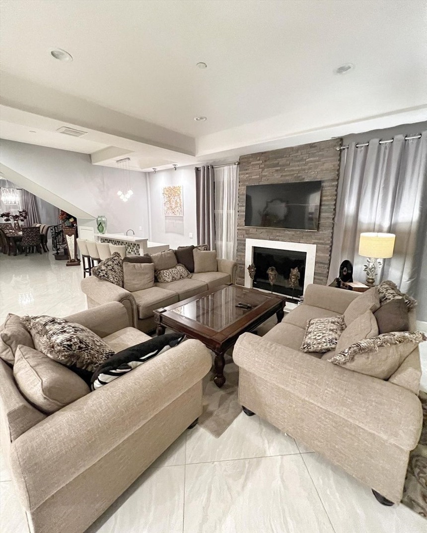 biệt thự trên đất mỹ - Ảnh 17.