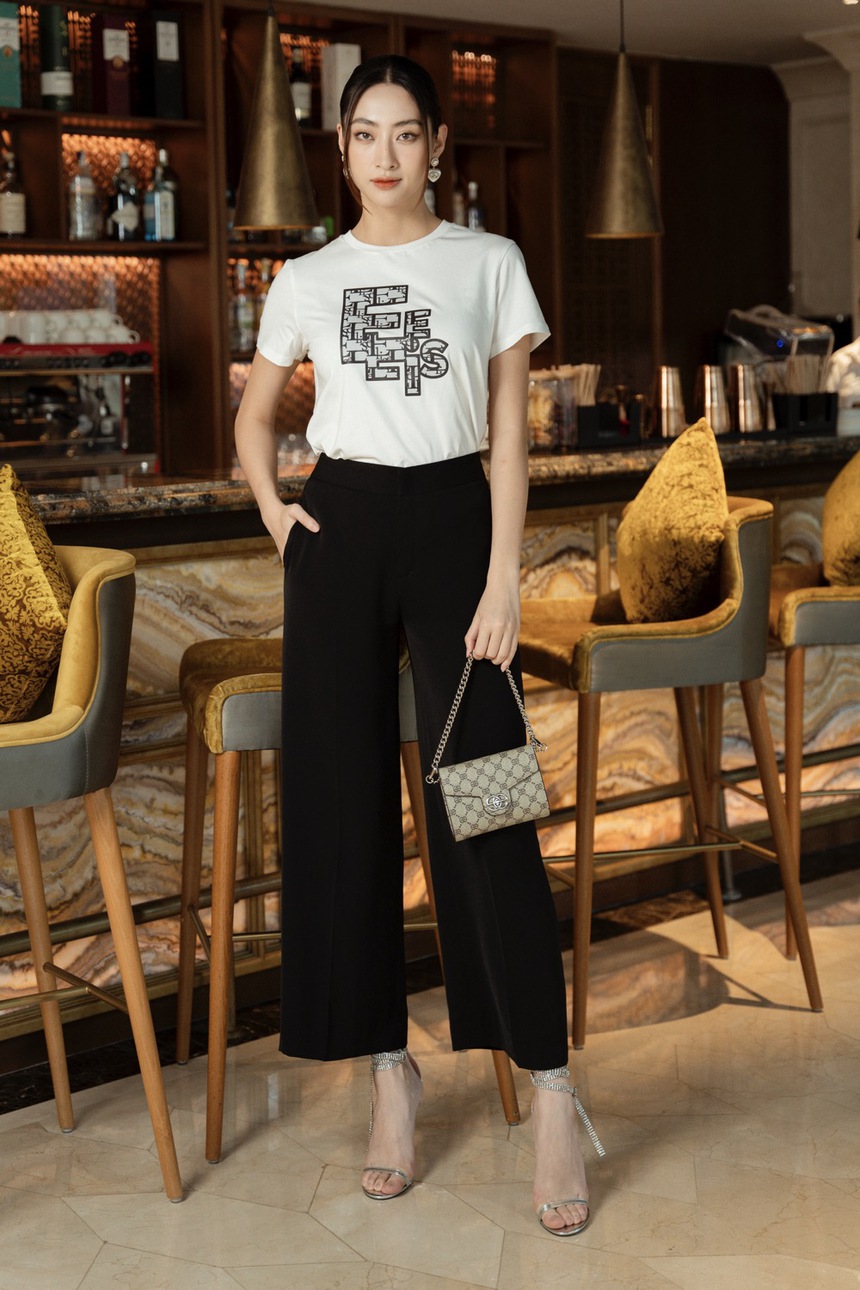 Hoa hậu Lương Thuỳ Linh hóa nàng thơ trong BST mới Signature - Ảnh 11.