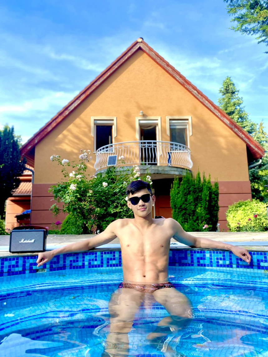 ‘Nam thần’ làng bơi Phạm Thanh Bảo, bố buôn cau, mẹ làm thuê, mơ giành huy chương Olympic - Ảnh 4. ‘Nam thần’ làng bơi Phạm Thanh Bảo, bố buôn cau, mẹ làm thuê, mơ giành huy chương Olympic - Ảnh 4.