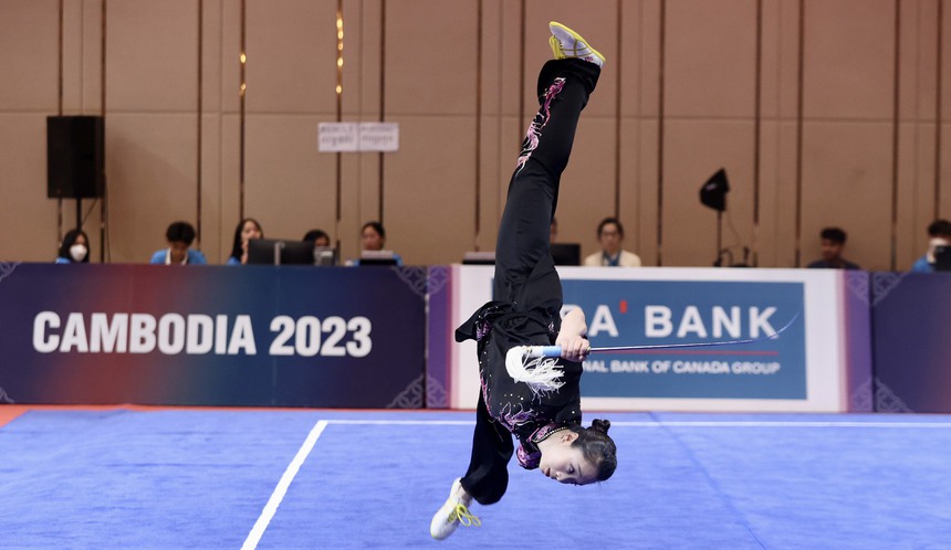 Hot girl wushu Dương Thúy Vi đón sinh nhật bằng HCV SEA Games - Ảnh 3.