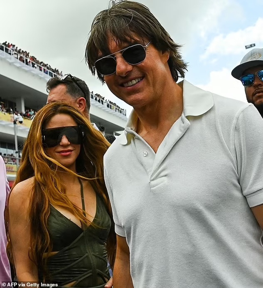Shakira không có hứng thú hẹn hò với Tom Cruise - Ảnh 1. Shakira không có hứng thú hẹn hò với Tom Cruise - Ảnh 1.