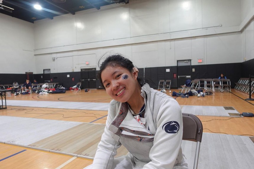 VĐV SEA Games vừa tranh tài vừa khóc vì đau do gặp chấn thương nặng, phải rời nhà thi đấu bằng cáng - Ảnh 6.