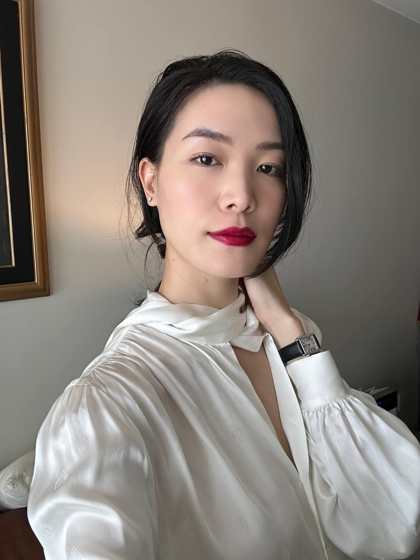 Từng suýt quỵ ngã vì áp lực đăng quang năm 18 tuổi, Hoa hậu Thuỳ Dung giờ ra sao? - Ảnh 2.